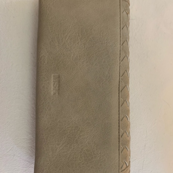 MSK Brand New Wallet with Tags - Picture 3 of 6
